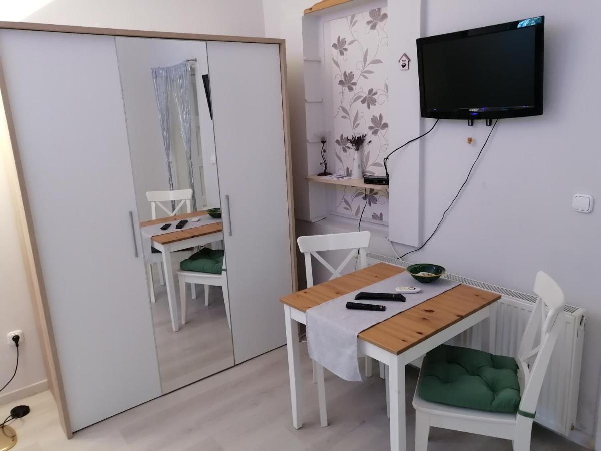 Ferienwohnung Anna Vendeghaz Keszthely Exterior foto