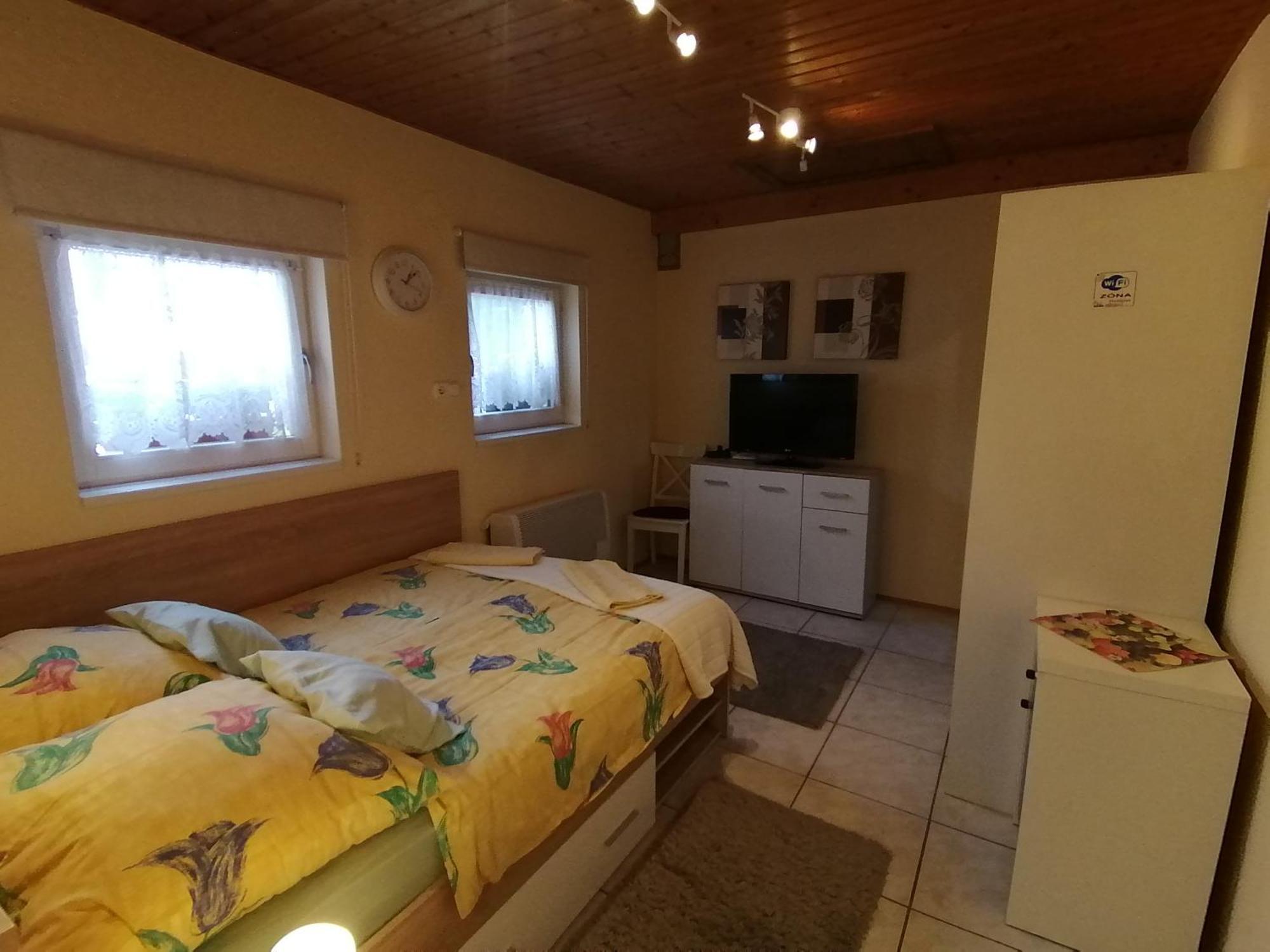 Ferienwohnung Anna Vendeghaz Keszthely Exterior foto